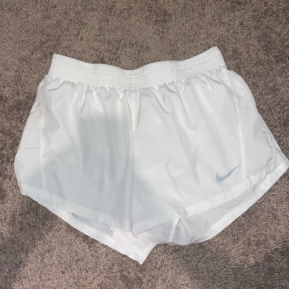 white nike running shorts
